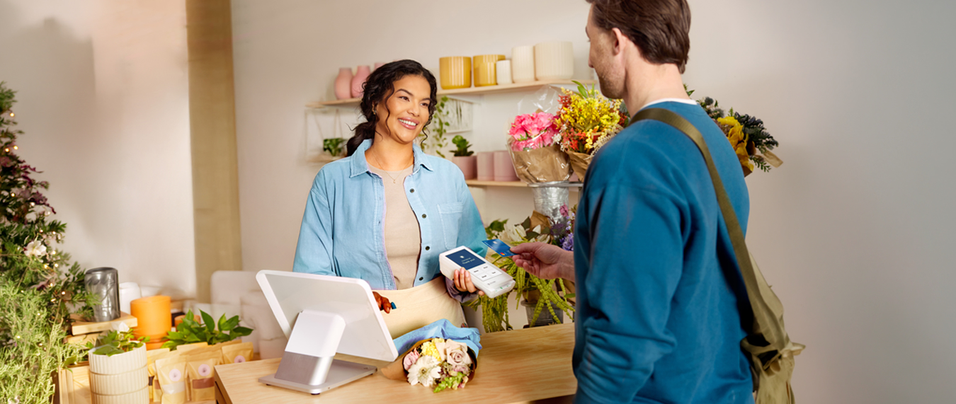 customer using Clover POS system