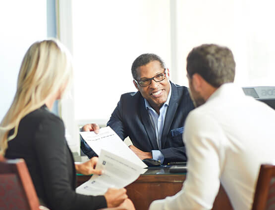 United banker helping customers