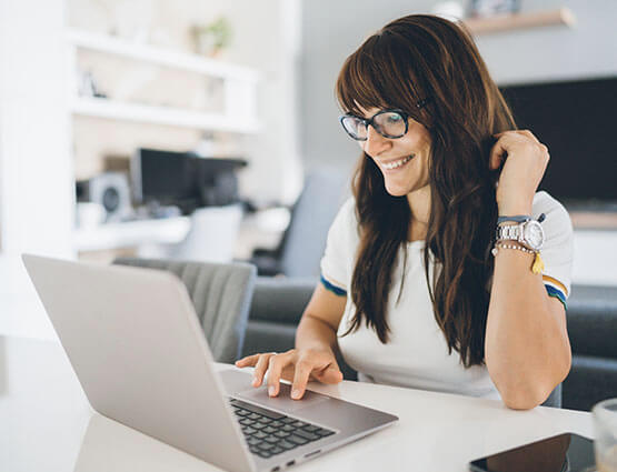 woman on laptop