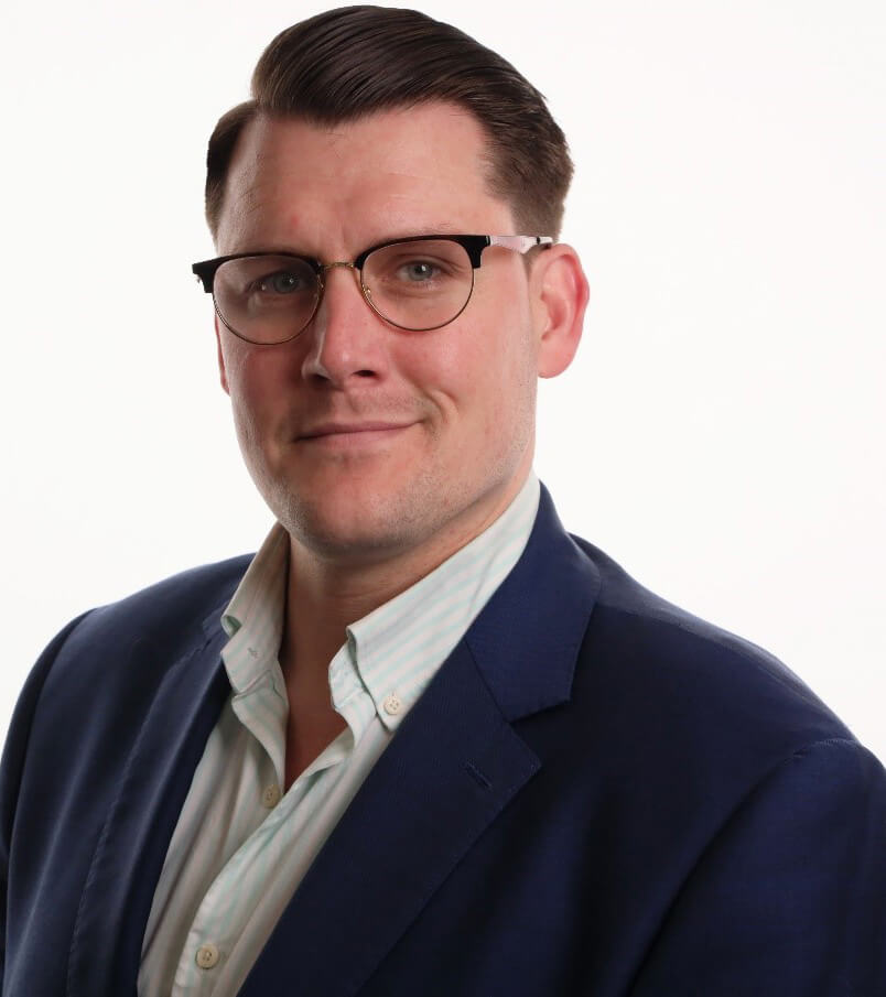 Jonathan Handshoe Headshot